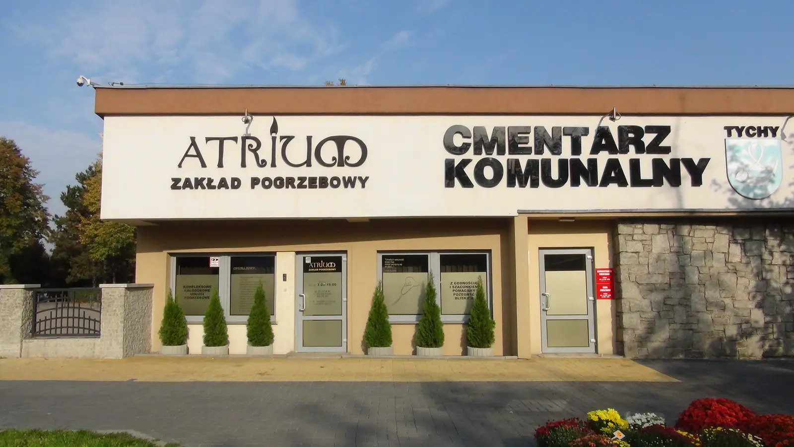 Budynek Zakładu Pogrzebowego ATRIUM przy ul. Cmentarnej 19 w Tychach